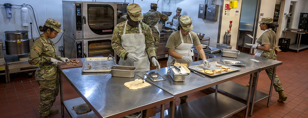 METC Nutrition and Diet Therapy students practice therapeutic diets